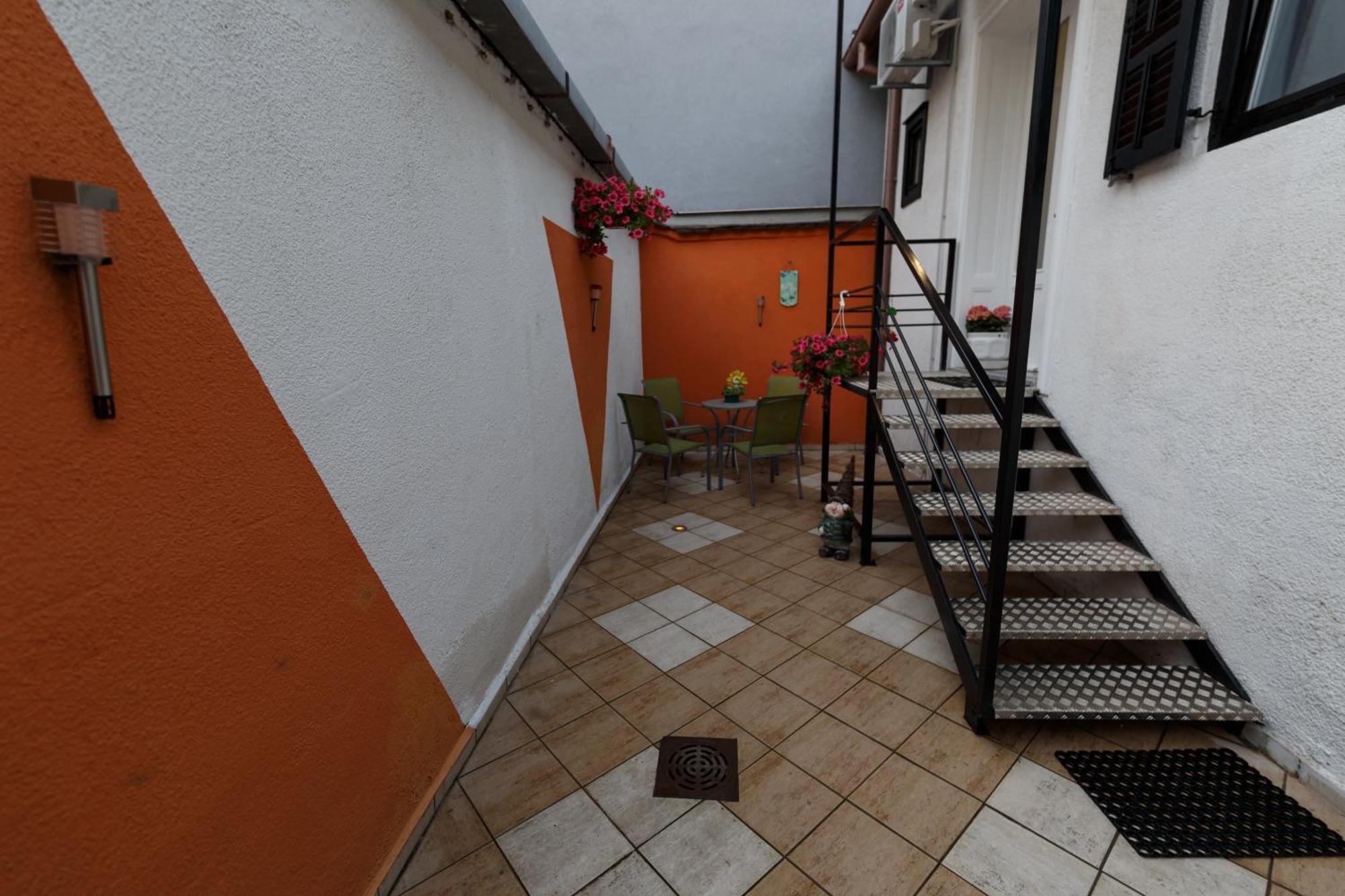 Apartman Royal Slavonski Brod Eksteriør billede